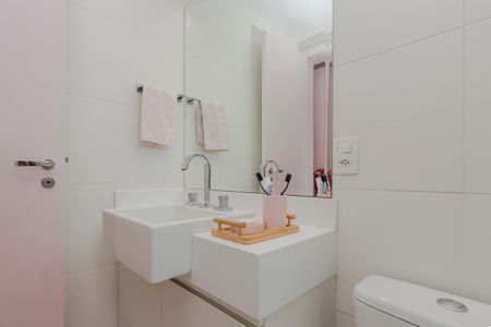 Apartamento à venda com 134m², 3 quartos e 2 vagasBanheiro da Suíte 2