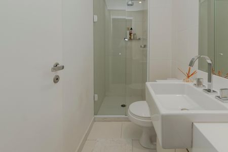 Apartamento à venda com 134m², 3 quartos e 2 vagasBanheiro da Suíte 3