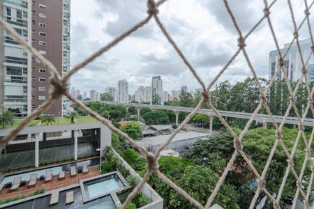 Apartamento à venda com 134m², 3 quartos e 2 vagasVista da Suíte 2