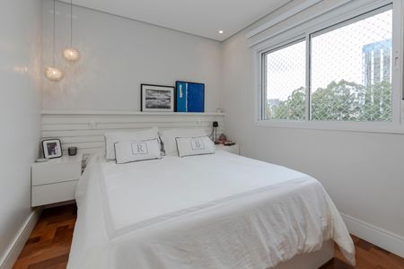 Apartamento à venda com 134m², 3 quartos e 2 vagasSuíte 1