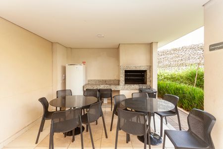 Apartamento para alugar com 41m², 2 quartos e sem vagaÁrea comum - Churrasqueira