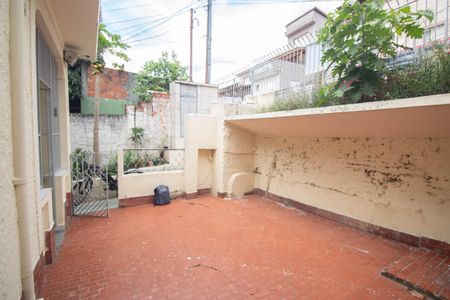 Casa para alugar com 135m², 4 quartos e 1 vagaQuintal
