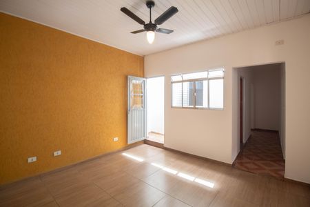 Sala de casa para alugar com 4 quartos, 135m² em Vila Leonor, São Paulo