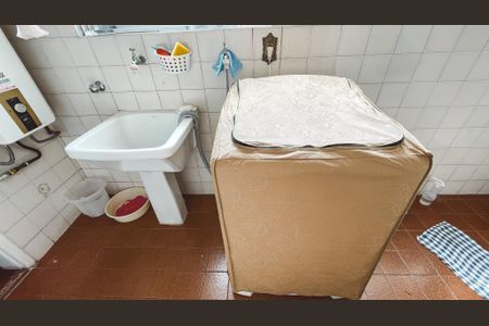 Apartamento à venda com 114m², 4 quartos e 2 vagas Apartamento à venda com 114m², 4 quartos e 2 vagasÁrea de Serviço