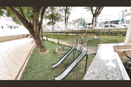 Apartamento à venda com 114m², 4 quartos e 2 vagas Apartamento à venda com 114m², 4 quartos e 2 vagasÁrea comum - Playground