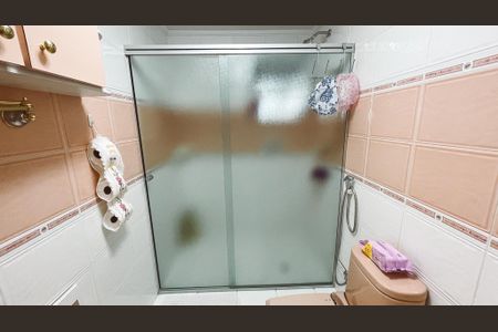 Apartamento à venda com 114m², 4 quartos e 2 vagas Apartamento à venda com 114m², 4 quartos e 2 vagasBanheiro