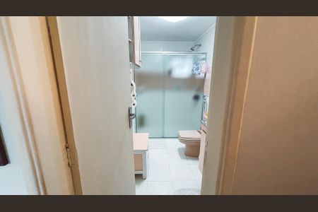 Apartamento à venda com 114m², 4 quartos e 2 vagas Apartamento à venda com 114m², 4 quartos e 2 vagasBanheiro