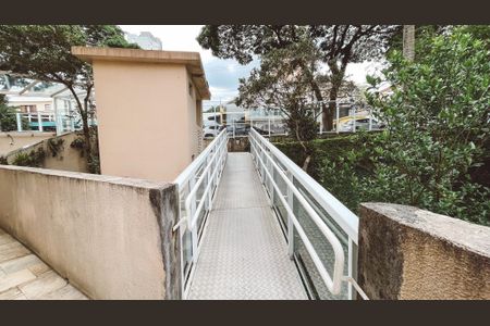 Apartamento à venda com 114m², 4 quartos e 2 vagas Apartamento à venda com 114m², 4 quartos e 2 vagasEntrada