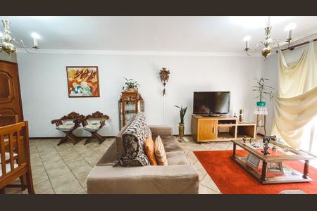 Apartamento à venda com 114m², 4 quartos e 2 vagas Apartamento à venda com 114m², 4 quartos e 2 vagasSala