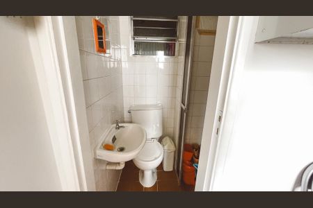 Apartamento à venda com 114m², 4 quartos e 2 vagas Apartamento à venda com 114m², 4 quartos e 2 vagasBanheiro de serviço