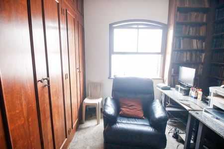 Casa à venda com 320m², 4 quartos e 6 vagasQuarto 2