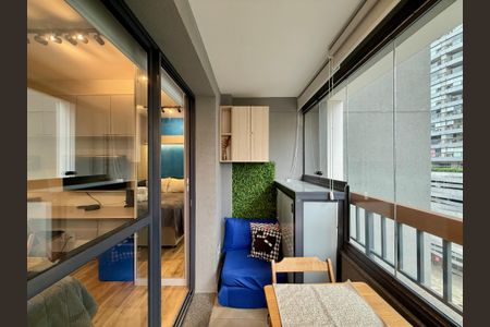 Apartamento para alugar com 25m², 1 quarto e sem vaga Apartamento para alugar com 25m², 1 quarto e sem vagaSacada