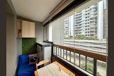 Apartamento para alugar com 25m², 1 quarto e sem vaga Apartamento para alugar com 25m², 1 quarto e sem vagaSacada