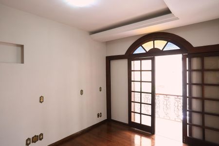 Casa para alugar com 250m², 6 quartos e 2 vagasSuíte 1