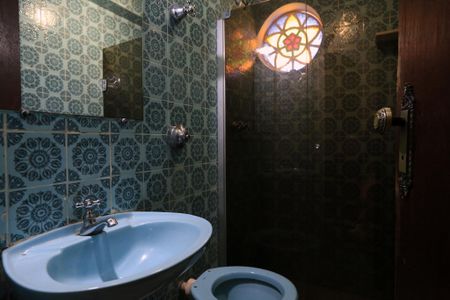 Casa para alugar com 250m², 6 quartos e 2 vagasBanheiro de serviço