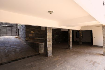 Casa para alugar com 250m², 6 quartos e 2 vagasGaragem