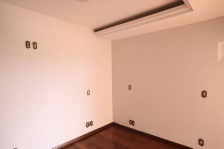 Casa para alugar com 250m², 6 quartos e 2 vagasQuarto