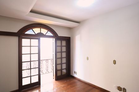 Casa para alugar com 250m², 6 quartos e 2 vagasQuarto 2