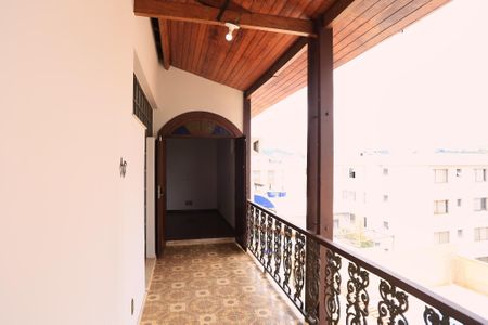 Casa para alugar com 250m², 6 quartos e 2 vagasVaranda do Quarto