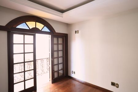 Casa para alugar com 250m², 6 quartos e 2 vagasSuíte 1