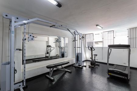 Apartamento para alugar com 72m², 2 quartos e 1 vaga Apartamento para alugar com 72m², 2 quartos e 1 vagaÁrea comum - Academia