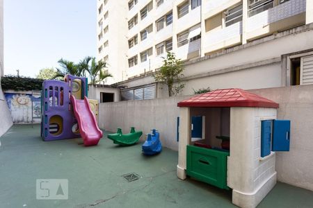 Apartamento à venda com 72m², 2 quartos e 1 vagaÁrea comum - Playground