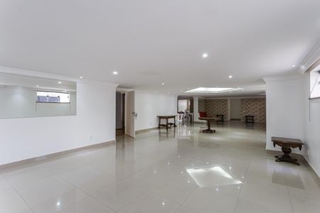 Apartamento para alugar com 72m², 2 quartos e 1 vaga Apartamento para alugar com 72m², 2 quartos e 1 vagaÁrea comum - Salão de festas