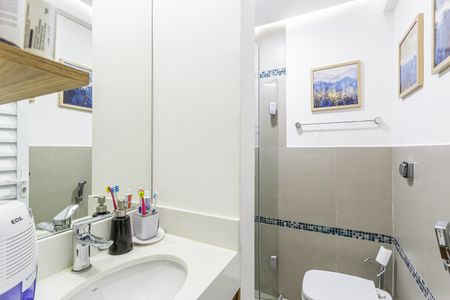 Apartamento à venda com 72m², 2 quartos e 1 vagaBanheiro da Suíte
