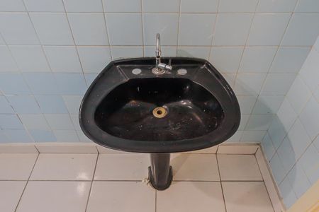 Apartamento para alugar com 72m², 2 quartos e sem vagaBanheiro