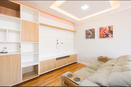 Apartamento à venda com 2 quartos, 55m² em Fátima, Canoas