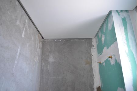 Apartamento à venda com 80m², 2 quartos e 2 vagasBanheiro da Suíte