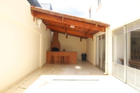 Apartamento à venda com 52m², 2 quartos e 1 vagaÁrea comum - Salão de festas - Churrasqueira