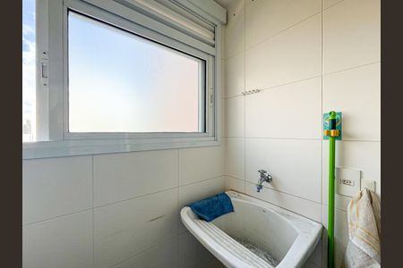 Apartamento à venda com 64m², 2 quartos e 2 vagasÁrea de Serviço