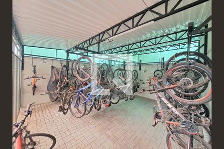 Apartamento à venda com 64m², 2 quartos e 2 vagasbiciletário