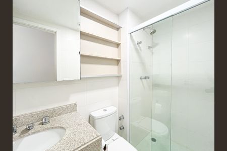 Apartamento à venda com 64m², 2 quartos e 2 vagasBanheiro Social