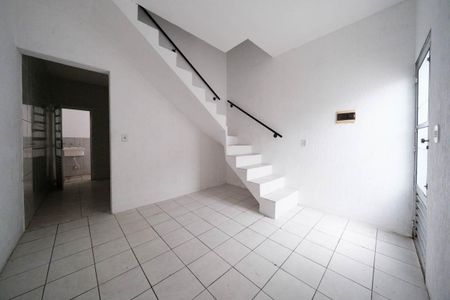 Sala de casa de condomínio para alugar com 2 quartos, 60m² em Cidade Patriarca, São Paulo