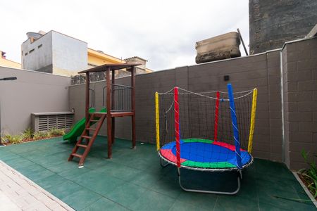 Apartamento à venda com 34m², 2 quartos e sem vagaÁrea comum -  Playground