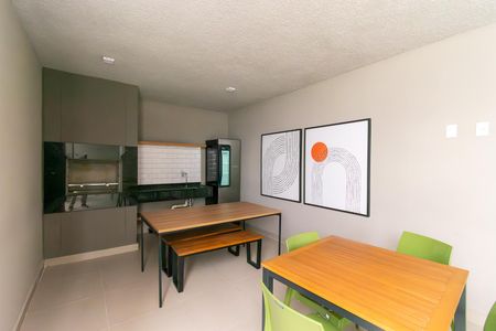 Apartamento à venda com 34m², 2 quartos e sem vagaÁrea comum - Churrasqueira