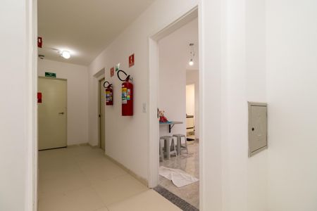 Apartamento à venda com 42m², 1 quarto e 1 vagaHall do andar