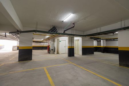 Apartamento à venda com 42m², 1 quarto e 1 vagaGaragens