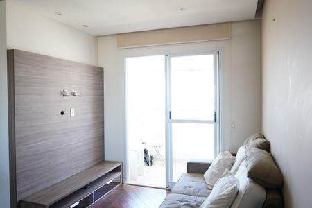 Sala de apartamento para alugar com 2 quartos, 55m² em Vila Bertioga, São Paulo