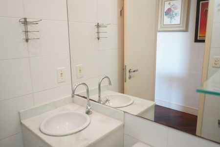 Apartamento à venda com 55m², 2 quartos e 1 vagaBanheiro