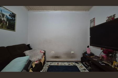 Casa à venda com 200m², 3 quartos e 2 vagasSala - Casa fundos