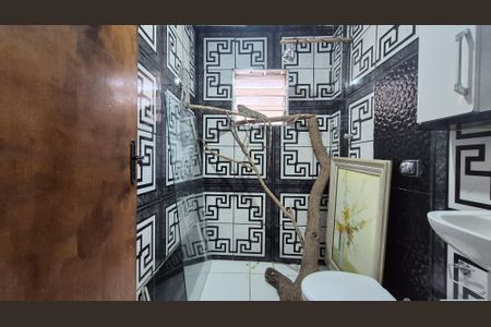 Banheiro de casa à venda com 3 quartos, 200m² em Jardim Santo Alberto, Santo André