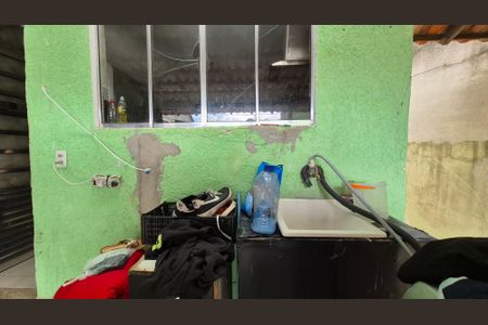 Casa à venda com 200m², 3 quartos e 2 vagasArea de serviço