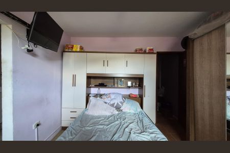 Casa à venda com 200m², 3 quartos e 2 vagasSuíte