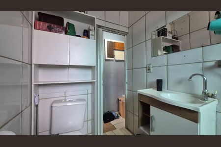 Casa à venda com 200m², 3 quartos e 2 vagasBanheiro