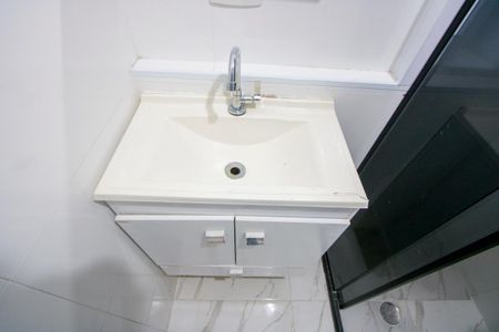 Apartamento à venda com 51m², 2 quartos e 1 vaga Apartamento à venda com 51m², 2 quartos e 1 vagaBanheiro