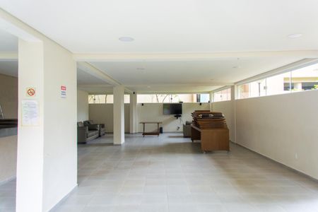 Apartamento à venda com 51m², 2 quartos e 1 vaga Apartamento à venda com 51m², 2 quartos e 1 vagaÁrea comum - Salão de festas