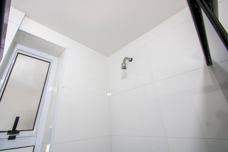 Apartamento à venda com 51m², 2 quartos e 1 vaga Apartamento à venda com 51m², 2 quartos e 1 vagaBanheiro